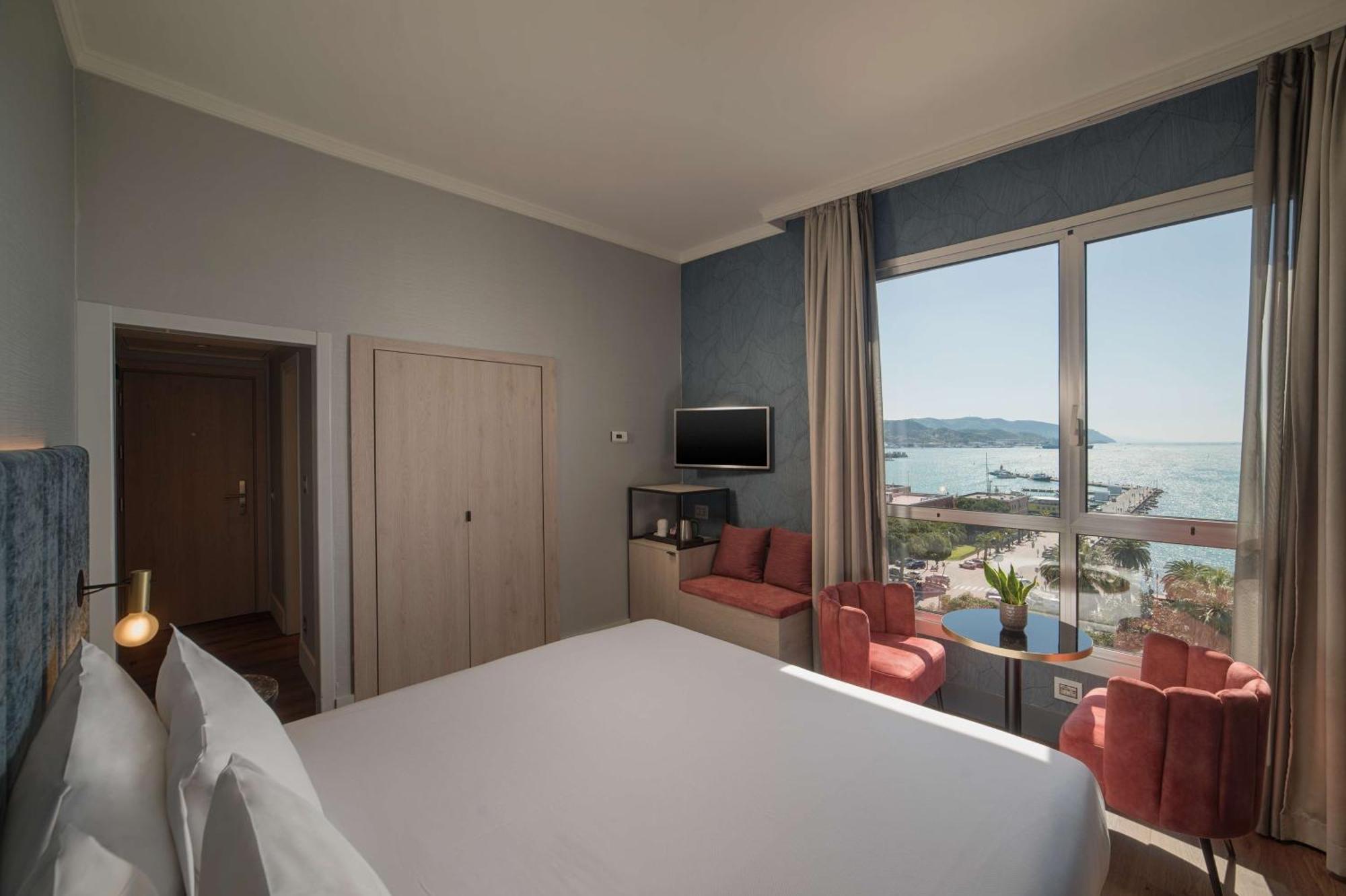 Superior Double or Twin Room View,1649013953:JPEG
